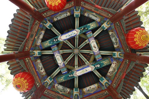 新锐超广角 佳能EF 16-35mm F4L评测