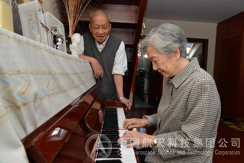 “影像航天”主题摄影展开幕