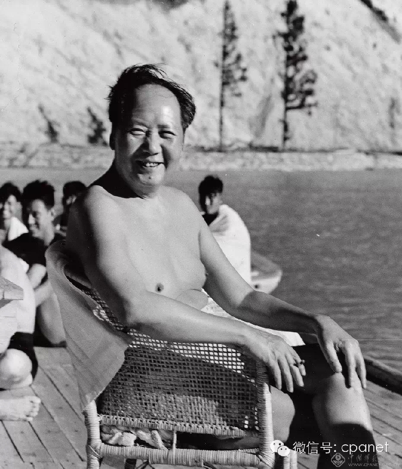 中国文联荣誉委员、中国摄协顾问吕厚民在京逝世