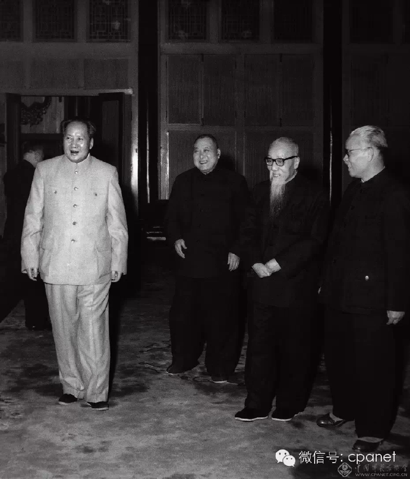 中国文联荣誉委员、中国摄协顾问吕厚民在京逝世