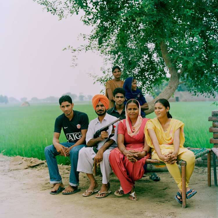 战争让女人走开，印度偏说不！