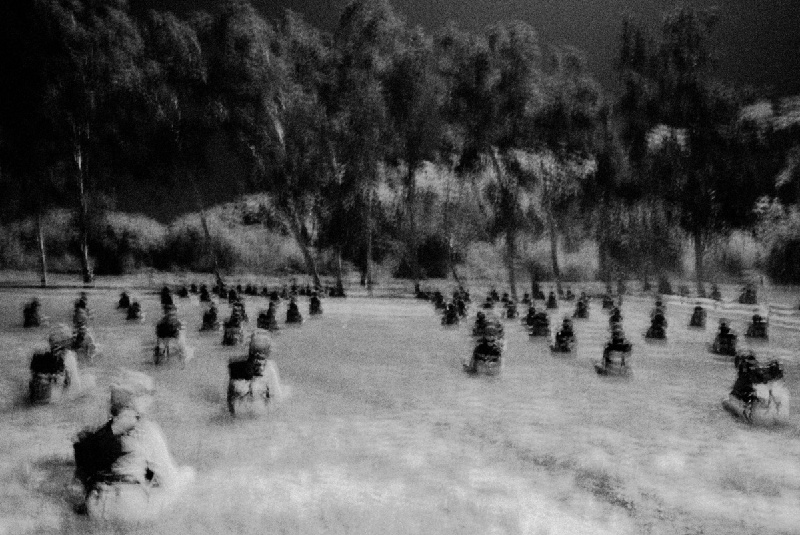 战争让女人走开，印度偏说不！