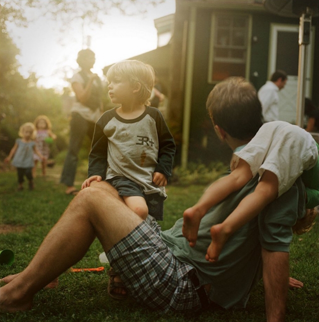 Jessica Todd Harper:因为是家人 2c70032e8e4bbdd8.jpg