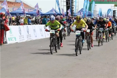 第二届中国新疆?昭苏公路自行车赛圆满落幕