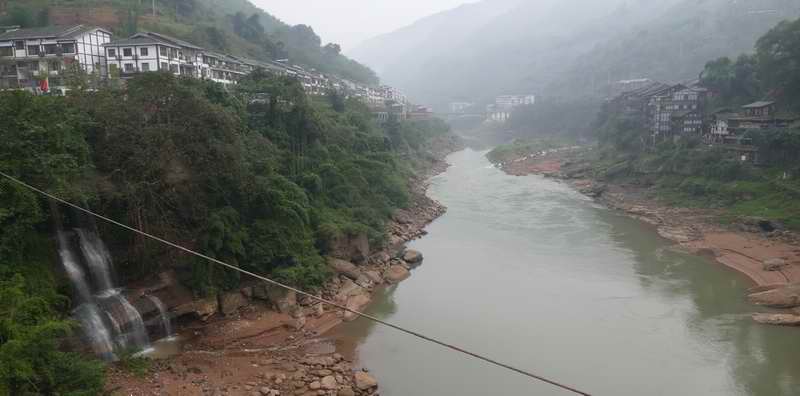 丙安古镇展新颜 长征精神代代传