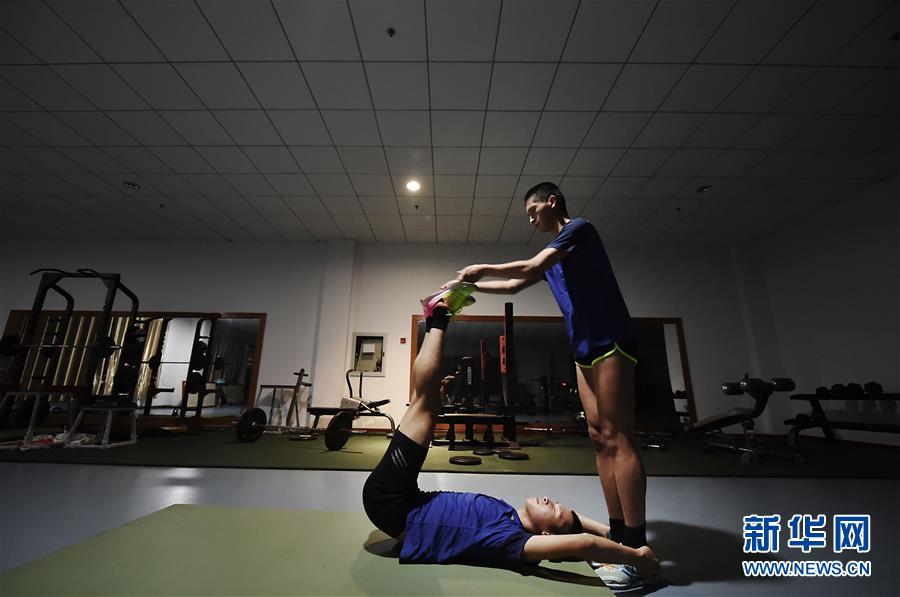 （体育·专题）（6）双胞胎盲人兄弟的奥运梦