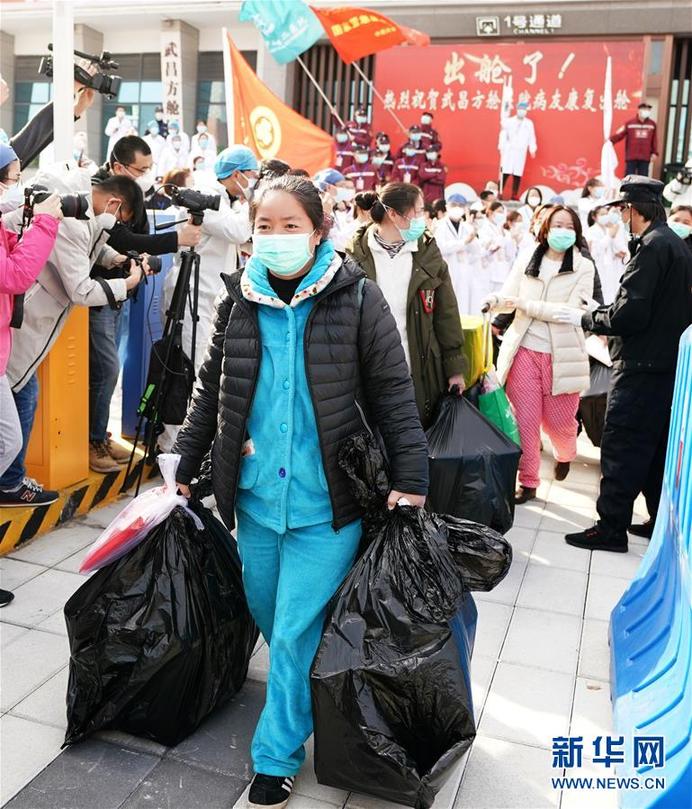 （聚焦疫情防控）（6）出舱了！