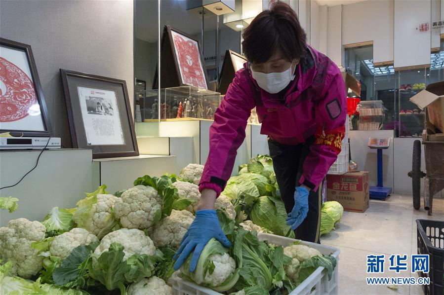 （聚焦疫情防控）（3）湖北襄阳：“龙卷风”社区书记刘晓琳