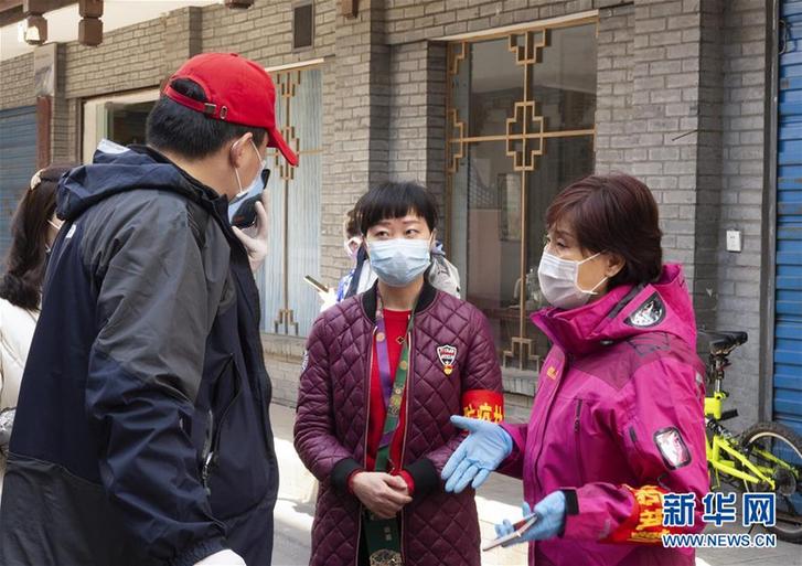 （聚焦疫情防控）（5）湖北襄阳：“龙卷风”社区书记刘晓琳