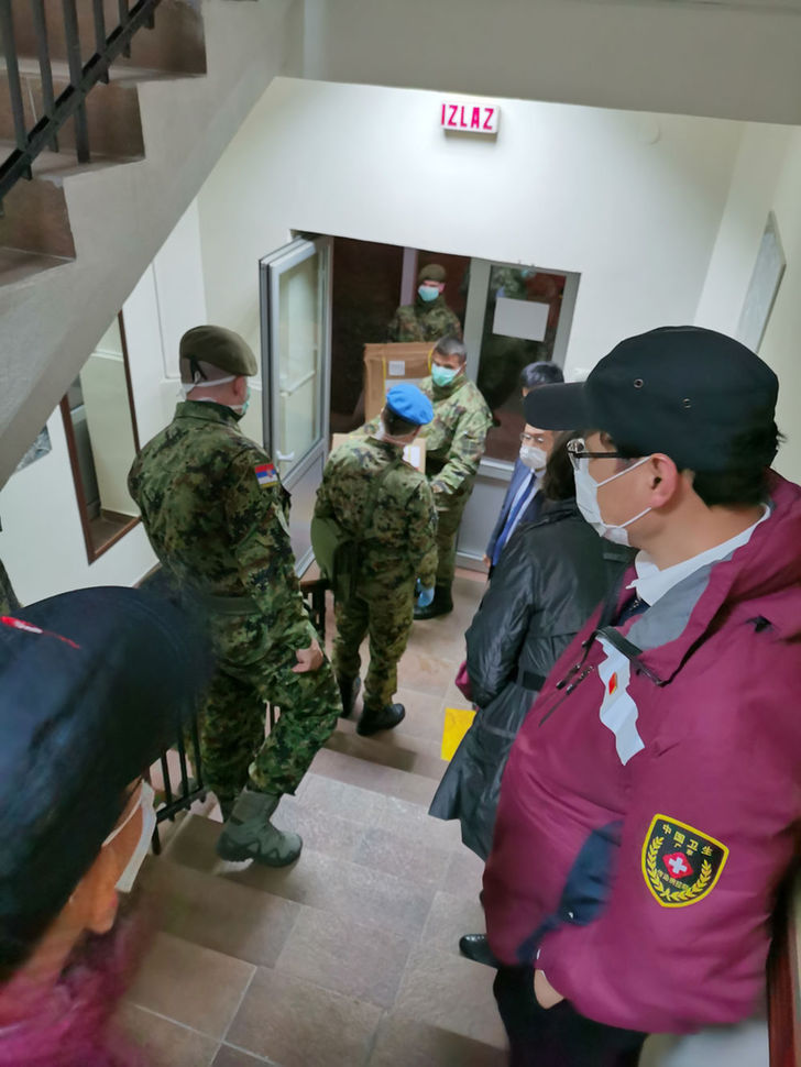 共同战“疫”｜独家！中国专家组的影像日志——初到贝尔格莱德