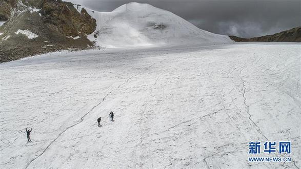 走进廓琼岗日冰川公园 (美丽中国)(4)走进廓琼岗日冰川公园