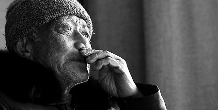 用光影留存时代的“变”与“不变”——记摄影家王玉华 1656384304351501.jpg