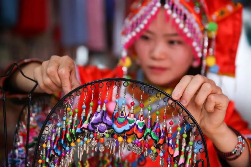 牢记职责展形象:贵州签约摄影师永远在路上