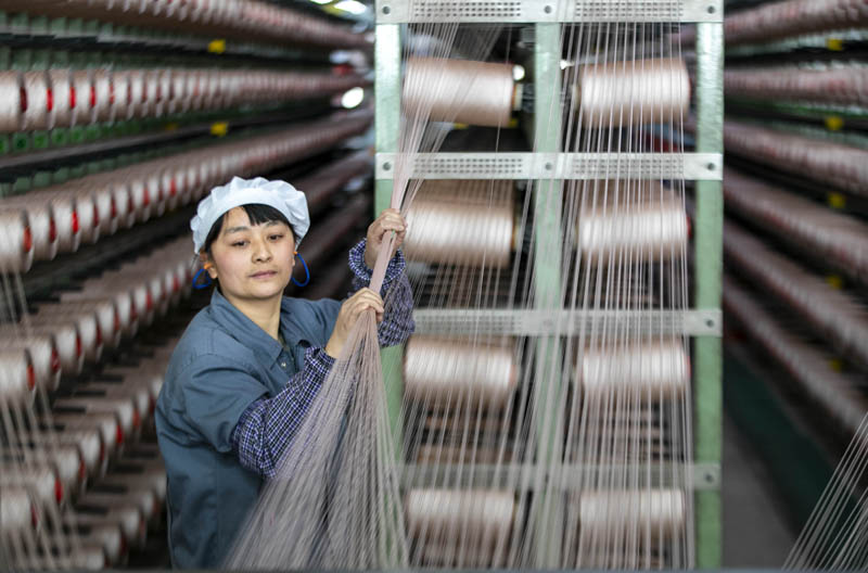 江苏泰州:坚守岗位过除夕 江苏泰州:坚守岗位过除夕