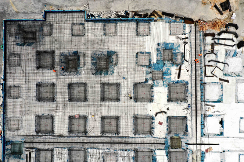 除夕，他们奋战在贵南高铁建设工地