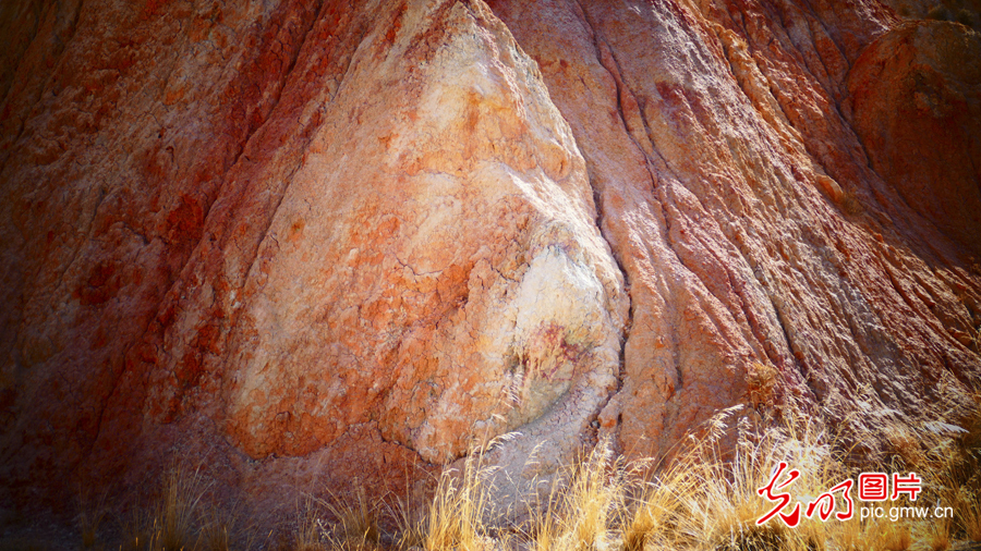 甘肃：探访祁连山——高台马营河大峡谷、小泉丹霞
