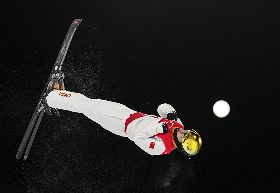 冰雪之上，我们记录下这些中国突破