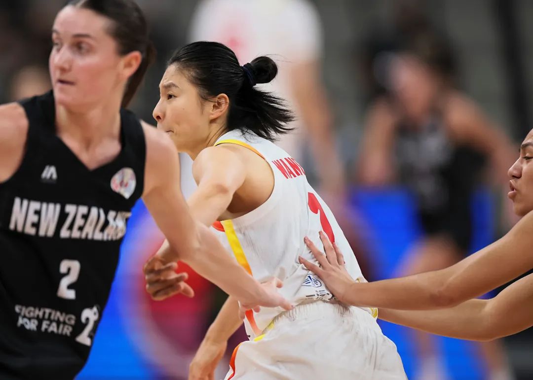 女篮亚洲杯:中国队85:51力压新西兰队