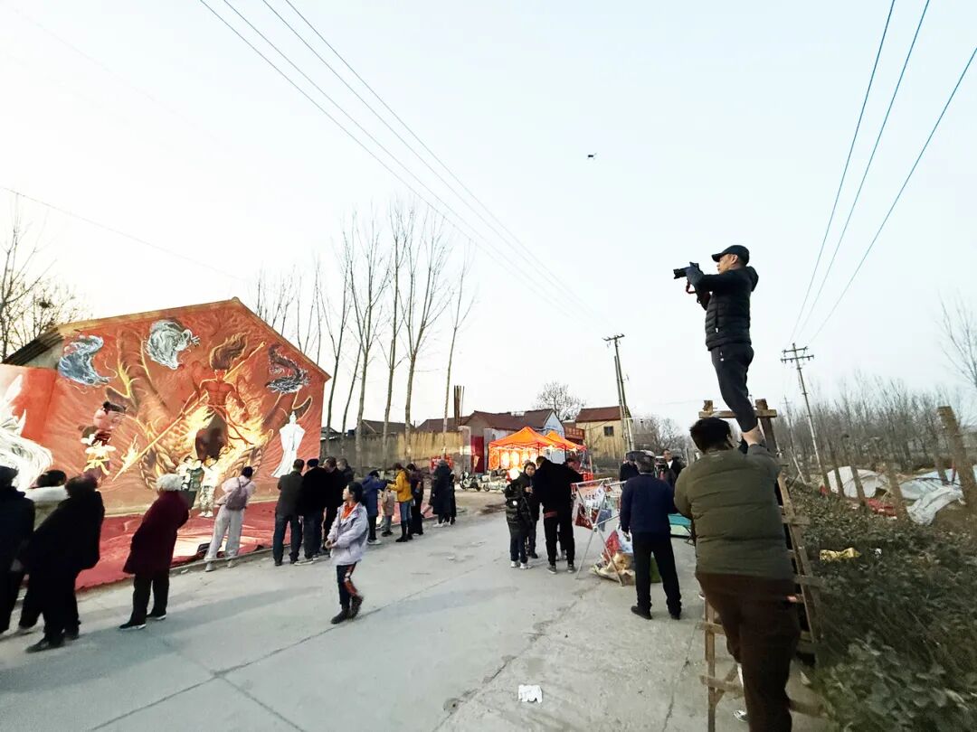 我是记者·我在现?。と巳毡ㄊ泳跏悠挡?025记者节特别策划