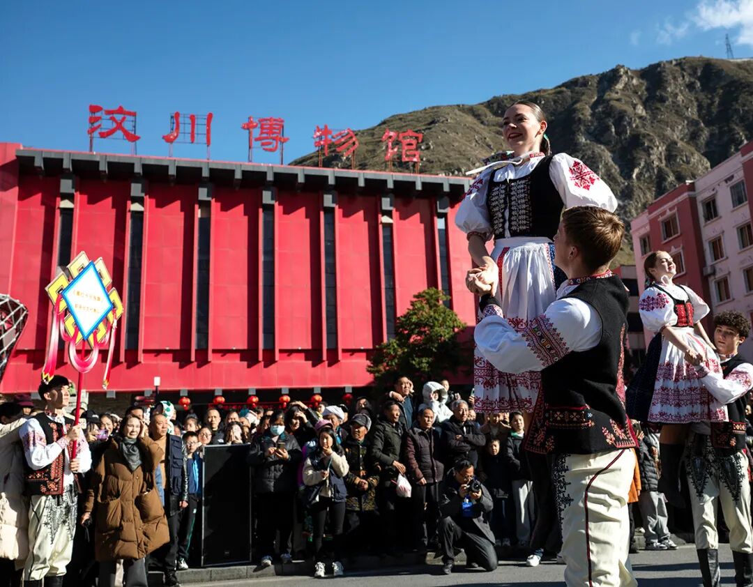 非遗巡游庆羌年 非遗巡游庆羌年