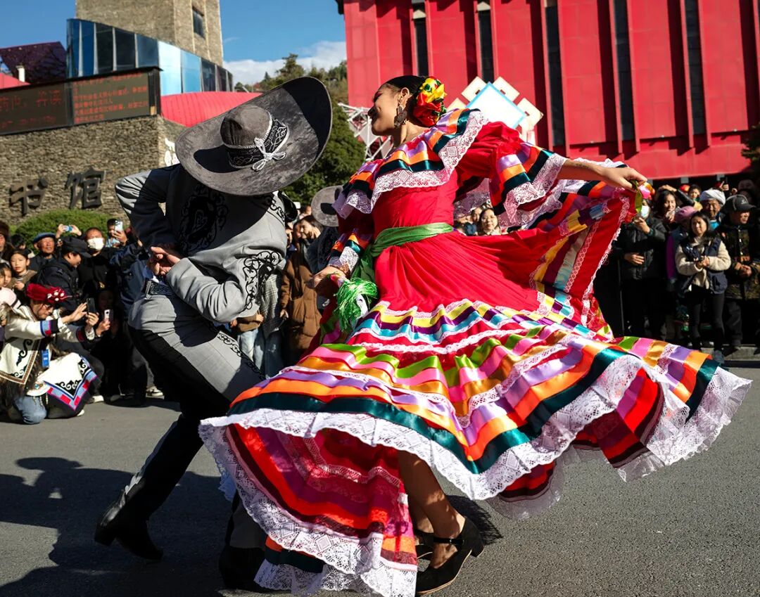 非遗巡游庆羌年 非遗巡游庆羌年