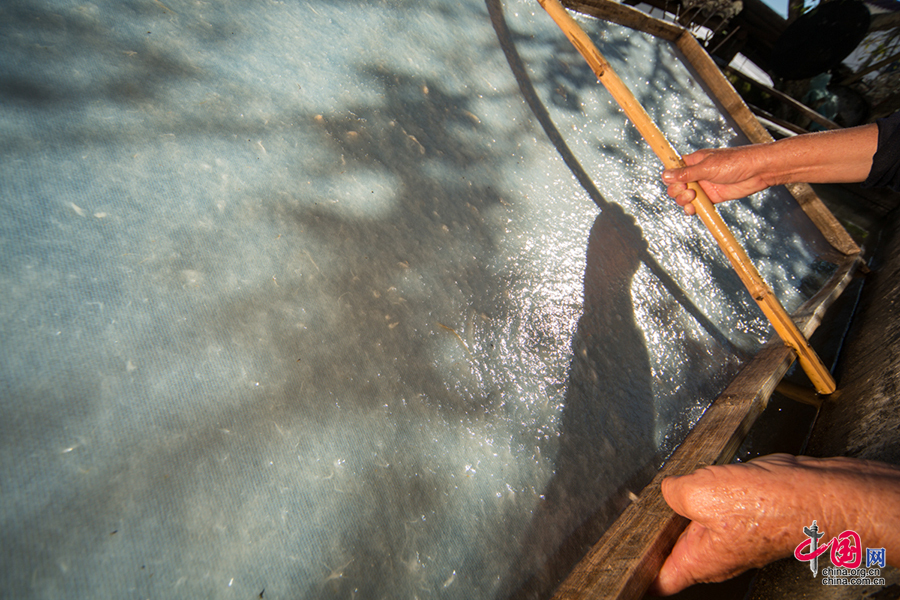 傣纸工艺:来自西双版纳的古老造纸术