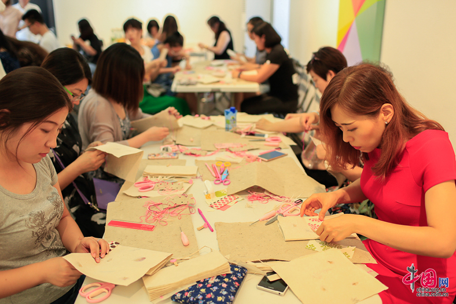 傣纸工艺:来自西双版纳的古老造纸术